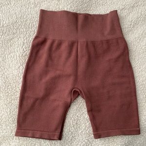 Pink / Mauve Ribbed Shorts